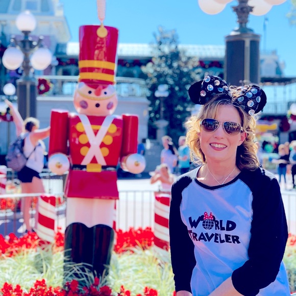 Meet your Posher, Lori - Picture 1 of 1